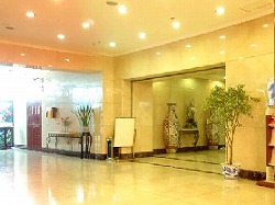 遼寧工会大厦