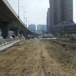 瀋陽市内の至るところで道路補修工事